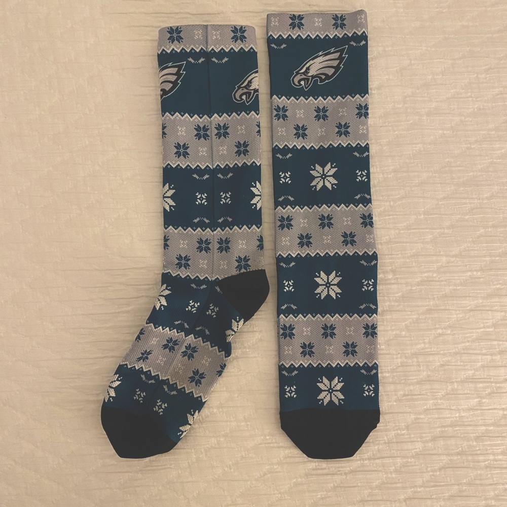 Official Pro Shop Philadelphia Eagles Holiday Socks